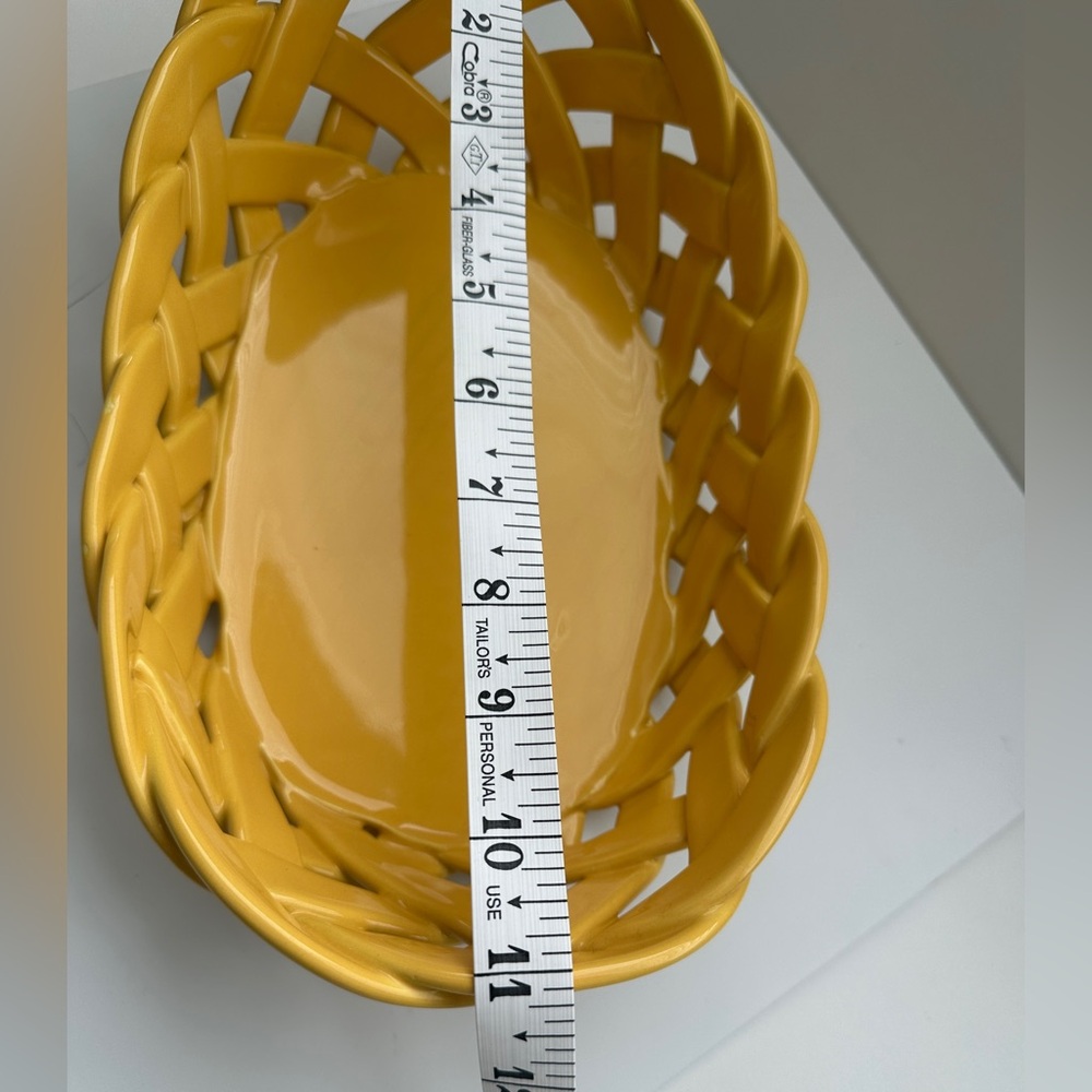 Primo'Gi Ceramic Yellow Woven Basket, Handmade in Italy - Picture 5 of 11